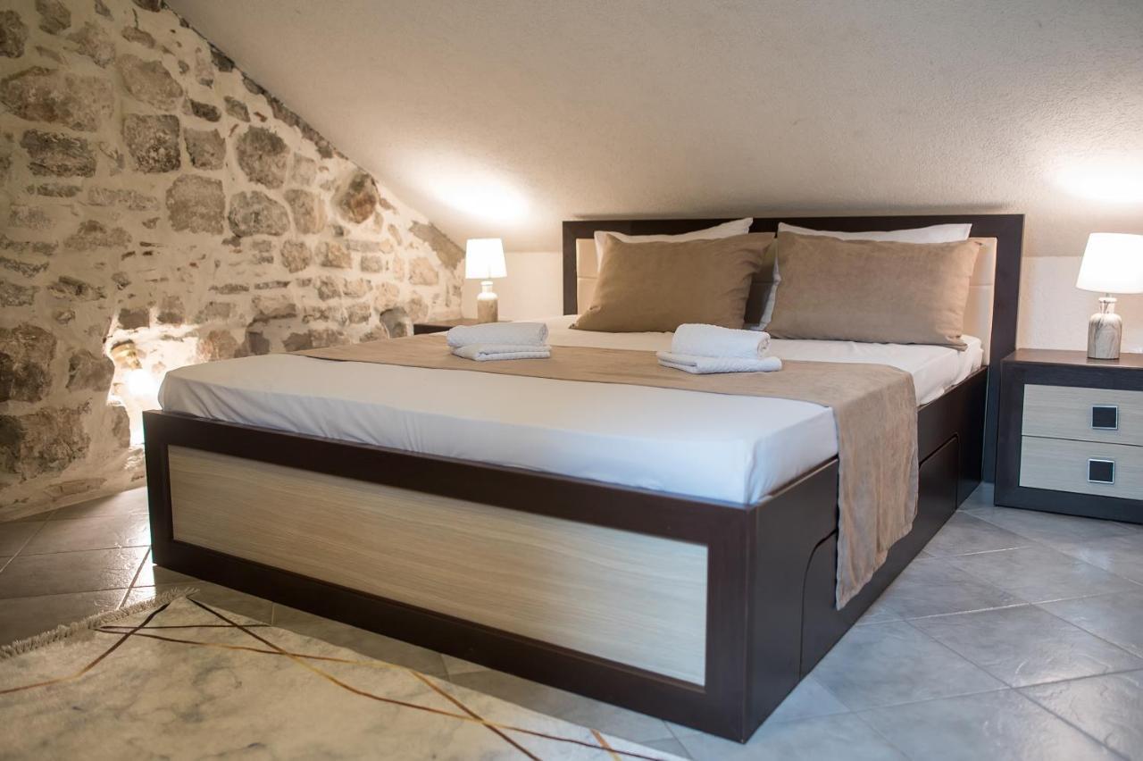 Little Bay Apartments Котор Екстериор снимка