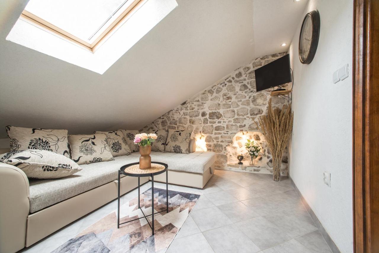 Little Bay Apartments Котор Екстериор снимка