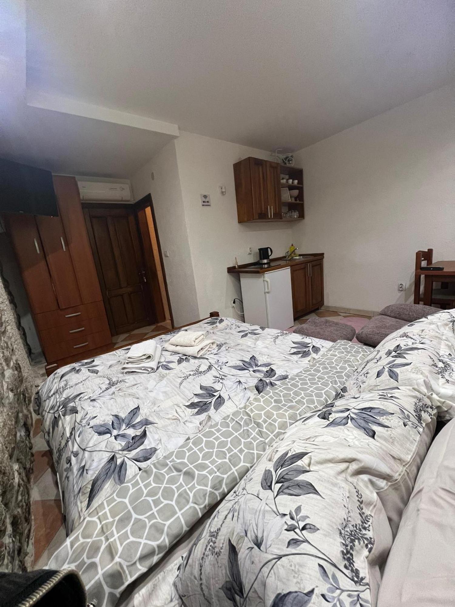 Little Bay Apartments Котор Стая снимка
